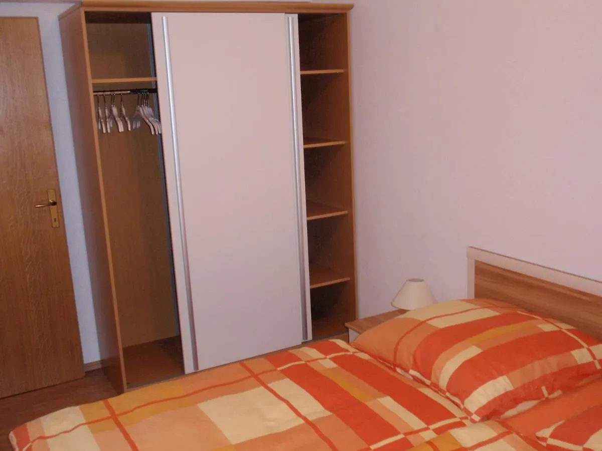 아파트 Apartmani Area Doma 트로기르