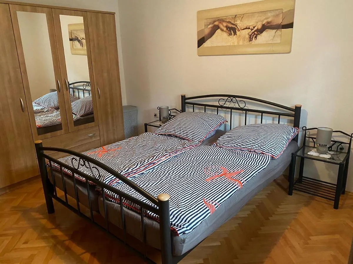 아파트 Apartmani Area Doma 트로기르